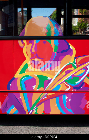 William Shakespeare immagine su un tour bus, Stratford-upon-Avon, Regno Unito Foto Stock