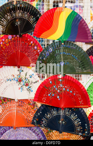 Tifosi spagnoli in vendita Cadiz Foto Stock