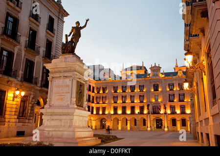 Porticada piazza nel centro storico di Santander Cantabria Spagna Plaza Porticada en el centro Histórico de Santander Foto Stock