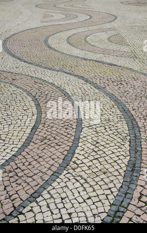 Cina, Macao. Macao è stata sia la prima e ultima colonia europea in Cina. Largo do Senado (aka Piazza Senado), stone street. Foto Stock