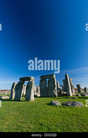 Stonehenge, antico patrimonio dell'umanità. Costruito circa 3100-1600BC, nel Wiltshire, Inghilterra. Foto Stock