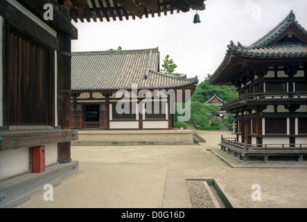 Il garan di Toshodaiji tempio buddista in Giappone Nara Foto Stock