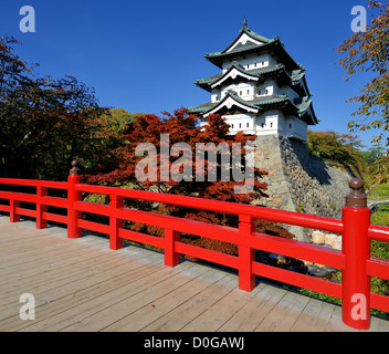 Il castello di Hirosaki in Hirosaki, Giappone. Il castello risale al 1611 e fu sede di Tsugaru Clan. Foto Stock