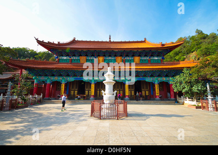 Tempio di Yuantong presso la città di Kunming, Yunnan in Cina. Foto Stock