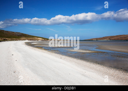 Vista di Traigh Mhor Cockle Strand sull'Isle of Barra. Foto Stock
