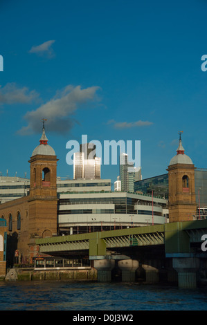 Cannon Street Station & Tower 42, LONDRA, REGNO UNITO Foto Stock