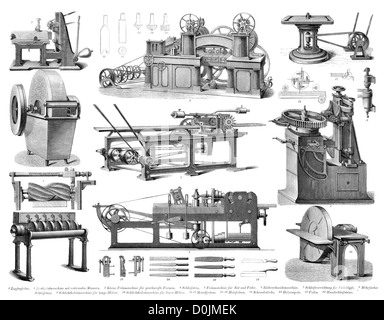 Collezione di Macchine dalla rivoluzione industriale, inclusi più Whetstone, piani di legno e macchine fresatrici Foto Stock