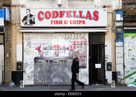 Esterno del pesce Codfellas e chip shop in Spitalfields. Foto Stock