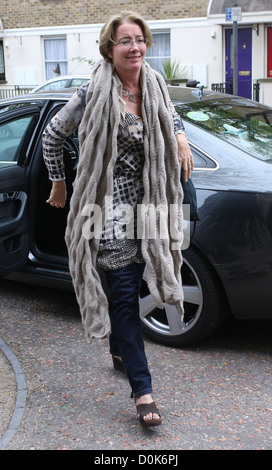 Emma Thompson al di fuori della ITV Studios di Londra - Inghilterra - 05.10.10 Foto Stock