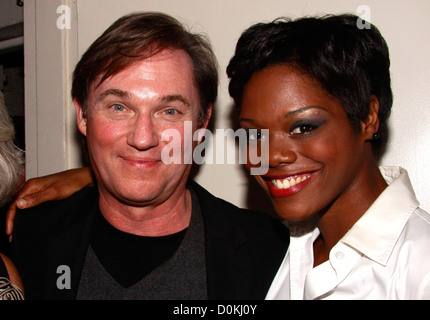 Richard Thomas e Afton C. Williamson la chiusura notturna del Broadway produzione di 'corsa' la Barrymore Theatre - backstage nuovo Foto Stock