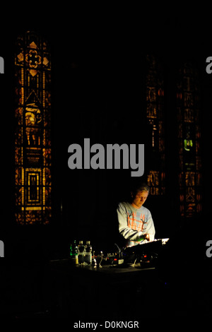 Vladislav Delay (Sasu Ripatti) esegue a Roma presso la Chiesa Evangelica Metodista, 24 novembre 2012 Foto Stock