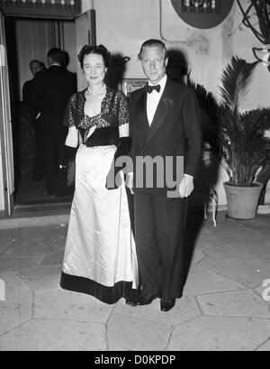 Il Duca e la Duchessa di Windsor al Paramount Theatre di Palm Beach, FL, 1948 (foto di Bert Morgan/Bert Morgan archivio) Foto Stock