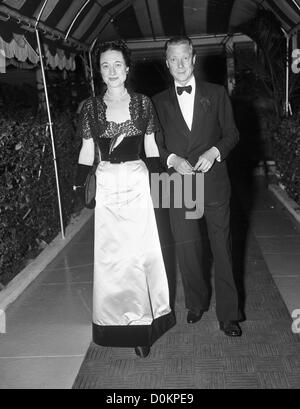 Il Duca e la Duchessa di Windsor al Paramount Theatre di Palm Beach, FL, 1948 (foto di Bert Morgan/Bert Morgan archivio) Foto Stock