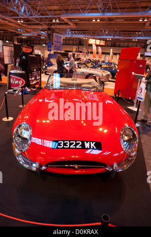 Jaguar e tipo di vettura sportiva al 2012 Classic Motor Show, NEC di Birmingham West Midlands Foto Stock