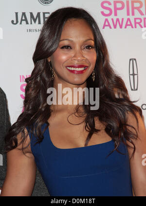 ZOE SALDANA 2013 film indipendente di Spirit Awards - CANDIDATURE DI LOS ANGELES CALIFORNIA USA 27 Novembre 2012 Foto Stock