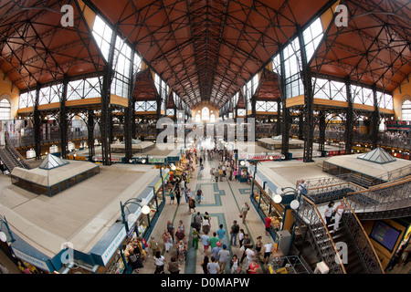 Il Grande Mercato Hall (aka Central Market Hall) a Budapest, capitale di Ungheria. Foto Stock