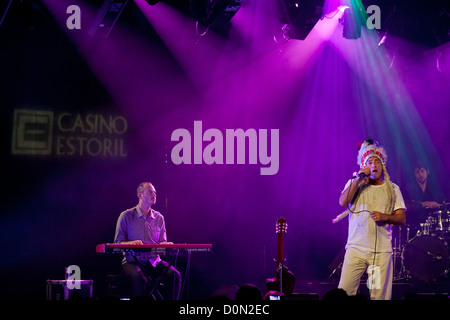 Nouvelle Vague performing live al casinò di Estoril Estoril, Portogallo - 02.09.10 Foto Stock