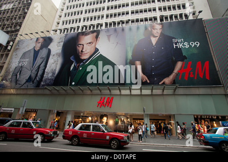 H&M Central Flagship Store, Queen's Road Central, Hong Kong, Cina. Foto Stock