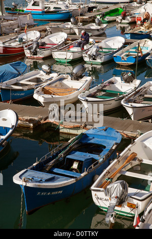 Barche da pesca in marina Puerto Chico Santander Cantabria Spagna Foto Stock