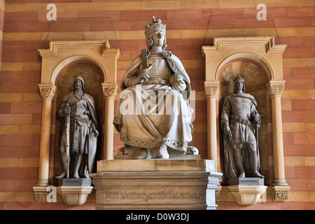 Germania, Europa, viaggi, Speyer, Imperiale, Cattedrale, patrimonio mondiale, l'imperatore, statua, architettura, arte, Carlo Magno, scultura Foto Stock