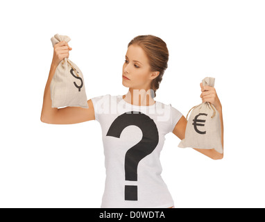 Donna con il dollaro ed euro borse firmate Foto Stock