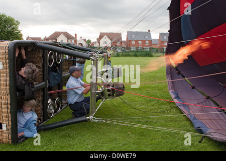 Decollo, Ballooning, Chipping Ongar, Essex, Regno Unito Foto Stock