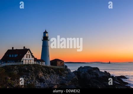 Portland Head Light è un storico Faro di Cape Elizabeth, Maine Foto Stock