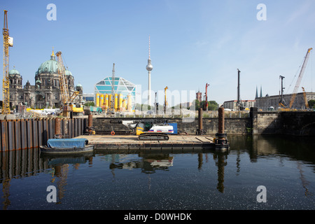 Berlino, Germania, Schlossplatz del sito Foto Stock