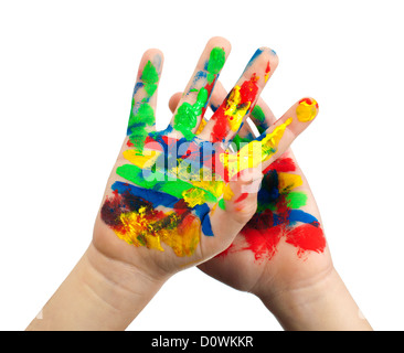 I bambini con le mani in mano verniciato con vernice colorata. White isolato Foto Stock