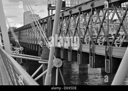 Close-up di rampa a Hungerford e passerella a Londra Foto Stock