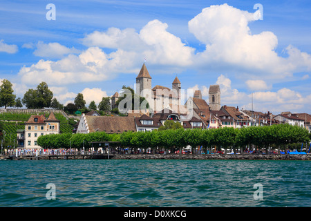 Albero, alberi, chiesa, Rapperswil, castello di Rapperswil, Svizzera, Europa, cittadina svizzera, città, lago, sole, San Gallo, città, ci Foto Stock