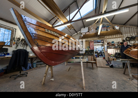 All'interno del lancio di Keswick boat yard sul bordo della Derwent Water Lake District Cumbria Regno Unito