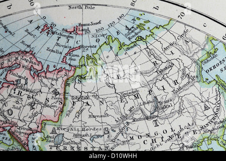 Mappa Antico da W e un&K Johnston, stampato in c.1888. Illustrare il mondo in emisferi. Ingrandita su Impero Russo Foto Stock