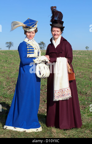 Due belle signore nel XIX secolo in costume Jena, Germania Foto Stock