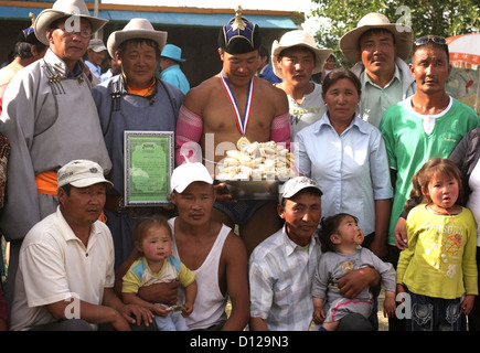 Premiazione per il wrestling, Naadam festival, Chandmani Foto Stock