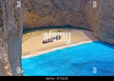 "Navagio' o 'il naufragio' spiaggia presso l'isola di Zante in Grecia Foto Stock