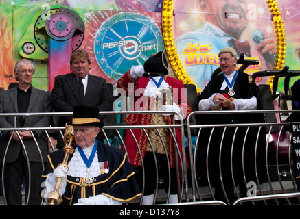 Sindaco di apertura del Warwick Mop fair Foto Stock