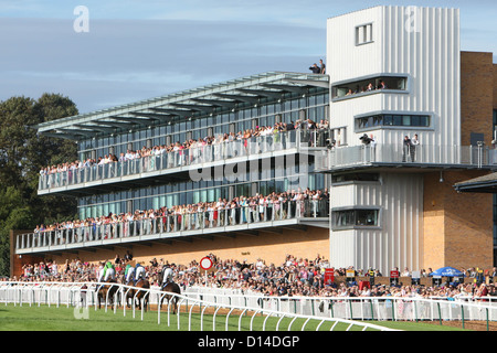 888 Grand Stand a Fontwell Park Racecourse West Sussex Foto Stock