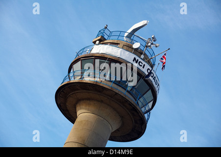 Nazionale Istituzione Coastwatch NSC torre di guardia costiera a Calshot, Hampshire nel novembre Foto Stock