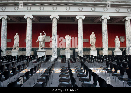 Ny Carlsberg Glyptotek, la sala conferenze con la scultura antica. Foto Stock