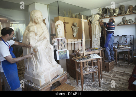 Scultori del cesello figure da legno Foto Stock