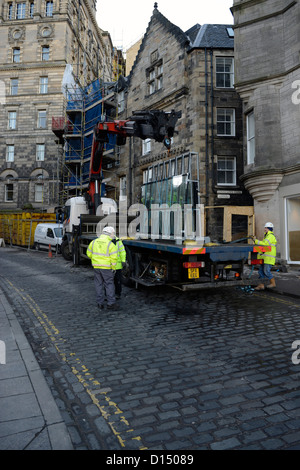 Lo scarico di nuovo Windows per i nuovi hotel a Avvocati vicino, vicino alla High Street, Edimburgo, Scozia Foto Stock