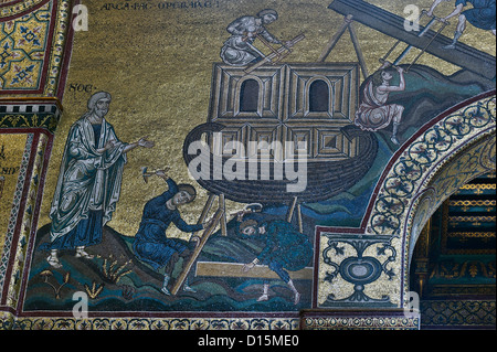 Un dettaglio dei mosaici della Cattedrale di Monreale, provincia di Palermo, Sicilia, Italia Foto Stock