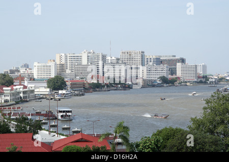 Ospedale Siriraj sul Fiume Chao Phraya lato a Bangkok , Thailandia Foto Stock