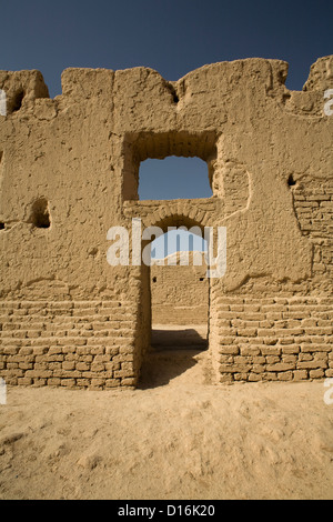 Le rovine di antiche città Gaochang vicino a Turfan lungo la Silkroad, Uyghur Regione autonoma, provincia dello Xinjiang, Cina Foto Stock