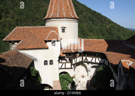 Castello di Bran, noto come Castello di Dracula è famosa anche perché Vlad l'Impalatore fermato lì. Foto Stock