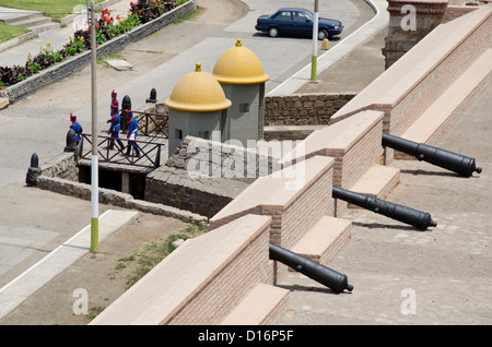 Real Felipe fort nella città di Lima. Il Perù. Foto Stock