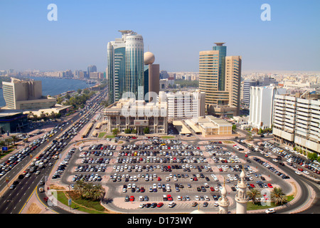 Dubai UAE,Emirati Arabi Uniti,Deira,al Rigga,Baniyas Road,Dubai Creek Tower,al Reem Tower,Dubai Creek,parcheggio,vista aerea dall'alto,bui Foto Stock