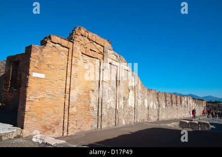 Via della Fortuna street Pompei la città romana sepolta nella lava vicino a Napoli in la regione Campania sud Italia Europa Foto Stock