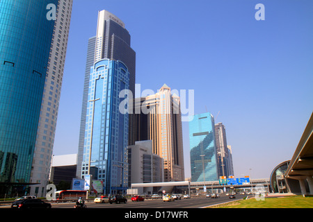 Dubai UAE,Emirati Arabi Uniti,Medio Oriente orientale,Centro commerciale,Sheikh Zayed Road,Conrad,hotel hotels hoteling inn motel motel motel motel,API World Tower,The Fai Foto Stock